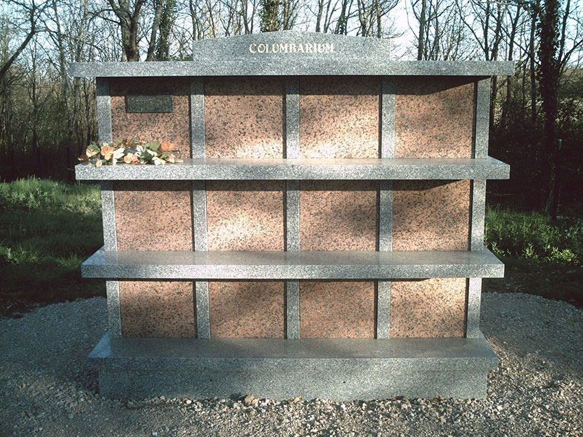 Columbarium au cimetière